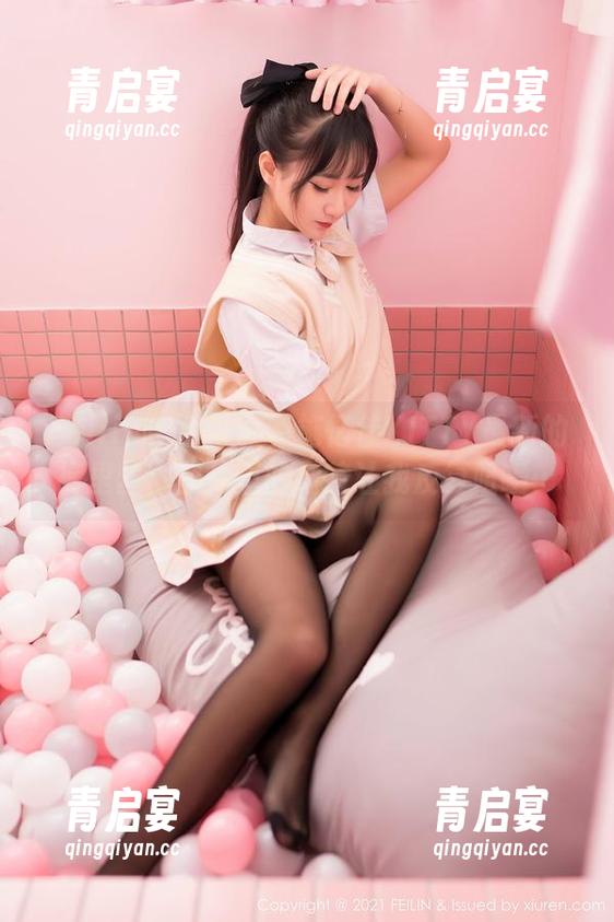 Feilin嗲囡囡-施忆佳KITTY Feilin嗲囡囡 - 嗯施忆佳KITTY最新的裤里丝,图片里的细节让我反复咀嚼…