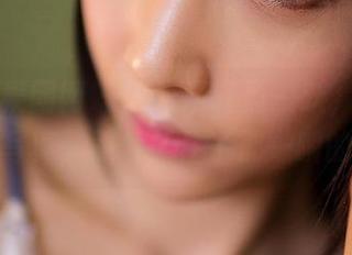 GIRLT果团网 – 陈雅漫轻盈一跃，透明如水的写真，照片抓住了那一瞬的美？