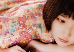 GIRLT果团网 – 直击！陈雅漫圣诞写真更新，雪人也能当我的背景板！