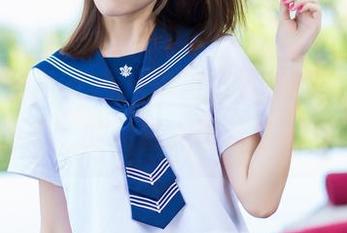 IMiss爱蜜社 – 从未见过这样的婚纱，“sisy思”的私拍美图带你飞起来！