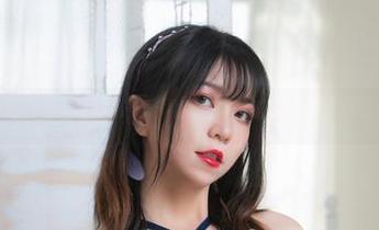 Leah梓未的图库，无需密码，一键下载私蜜助理！