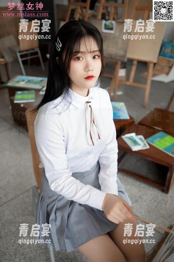 MSLASS梦丝女神 - 下载这长腿，不怕没话题——苏沐的笔直细腿我愿意聊一整天！