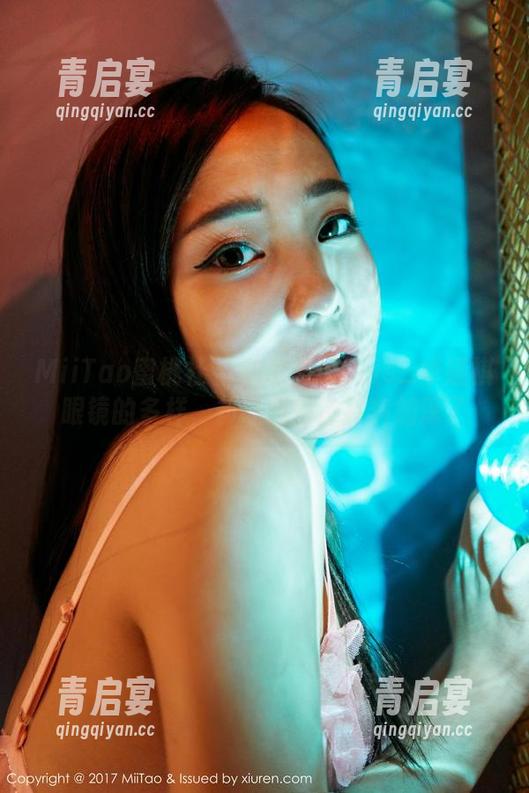 MiiTao蜜桃社-Cris_卓娅祺 MiiTao蜜桃社 - 私房展现Cris_卓娅祺眼镜的多样,却让我对选择病加深了