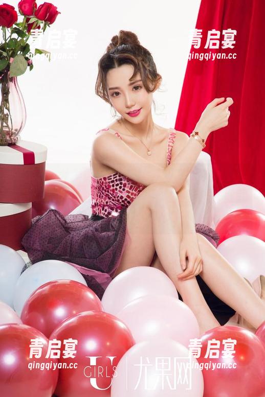 UGirls尤果网-齐贝贝 UGirls尤果网 - 更新!齐贝贝又来摆造型,这次的套装果然没有让人失望,简直就像是搭了个时光机!