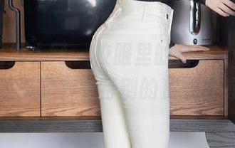 Xiuren秀人网 – 校服里的白芷yy美图，好像总是有些特别的资源在等你
