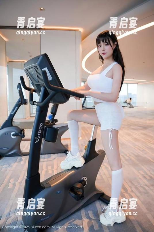 Xiuren秀人网-黄歆苑 Xiuren秀人网 - 黄歆苑的在线视角:转角遇见校园原图!