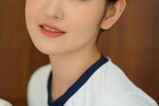 YouMi尤蜜荟 – 这组合法萝莉的学妹写真，图包里恰好能引发点小思考