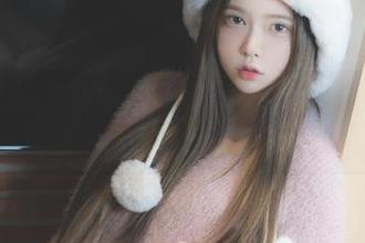 职业装穿出了灵动感，Yuka(유카)的私房图包真让人意外呢