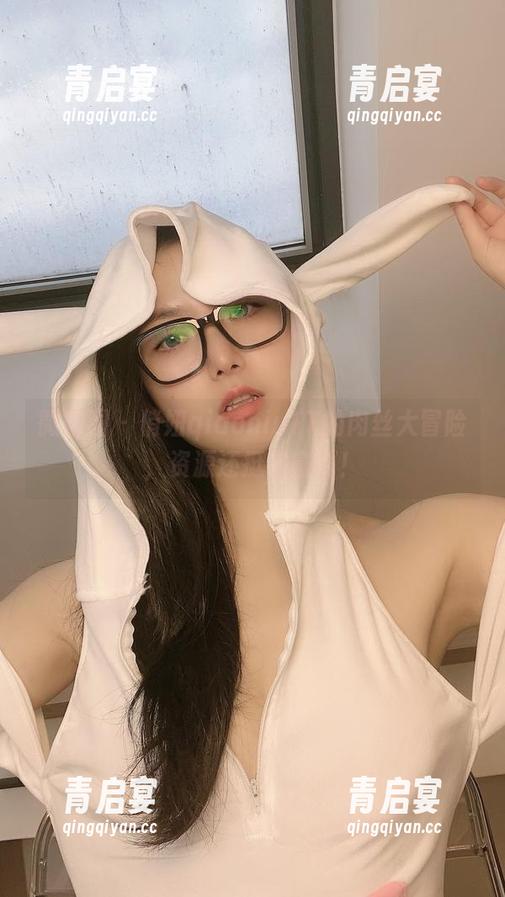 微密圈 - 俏妞qiaoniuTT的肉丝大冒险，资源还挺丰富啊！