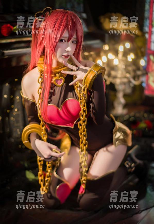 一起瞧瞧凛子酱的无圣光写真，Lolita气质的泰迪熊竟如此可爱