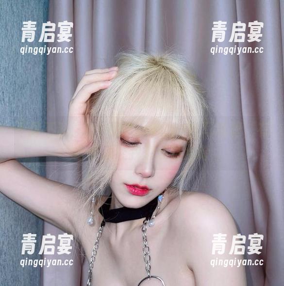 不得不说，啾小妍Deer的灰丝写真里，有些资源让我想表达点啥