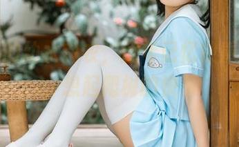 照片里的幼水铃衣，童年记忆被重新开启，想起爬树的快乐