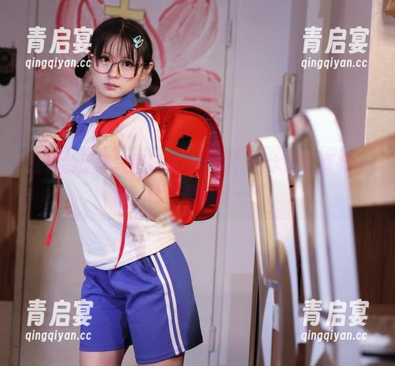 在她的居家美图里在线畅游，幼水铃衣真有一套，让人想复制一下！