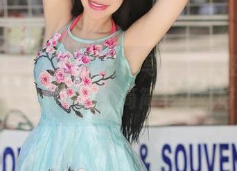 推女神 – Una尤娜黑白写真，像极了我吃饭时的无趣选择，简简单单就好呀！
