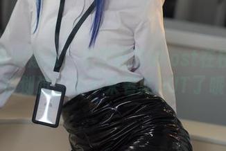 最新图包爆发！无影喵喵Ghost在校服中悄悄划过，再不来看就OUT了哦～