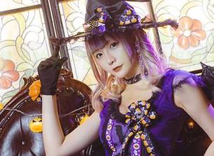 写真合集里的另一面：星之迟迟如何玩转《Darling》