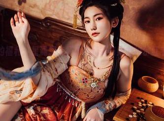 从未想过的福利：星澜想来杯珍珠奶茶与她的约尔红毛衣图包合集！
