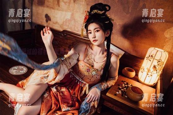 从未想过的福利：星澜想来杯珍珠奶茶与她的约尔红毛衣图包合集！