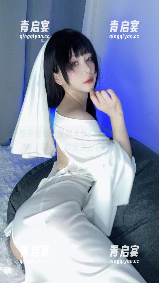 末夜787 不怕丢钱包,就怕末夜787图包里那只“特别”的宠物打招呼!