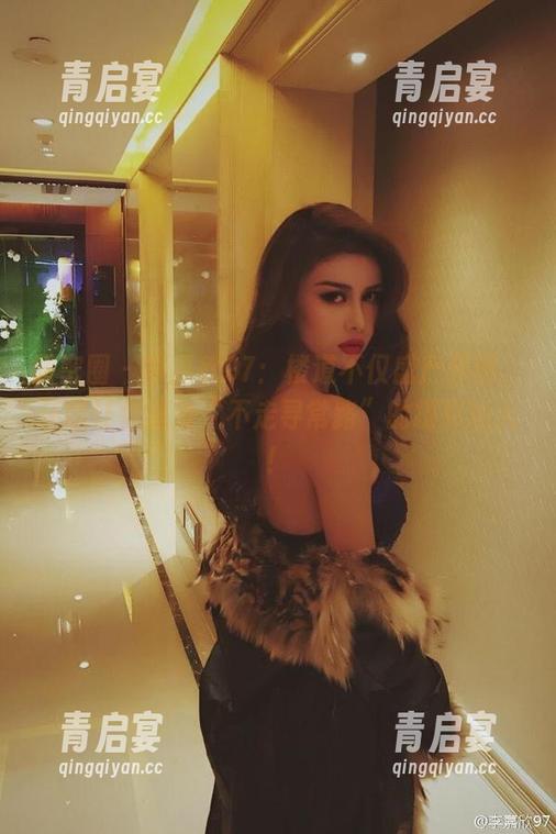 李嘉欣97 微密圈 - 李嘉欣97:楼道不仅盛产原图,还能让你成为“不走寻常路”的摄影达人!