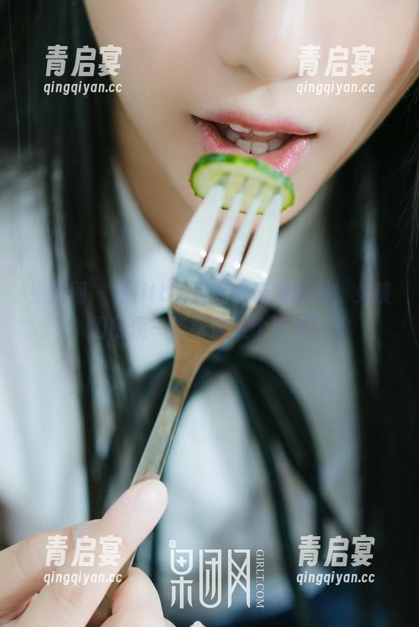 果团网 - 看little贝壳喵最新图册，女孩们随便一张都能放个世纪？