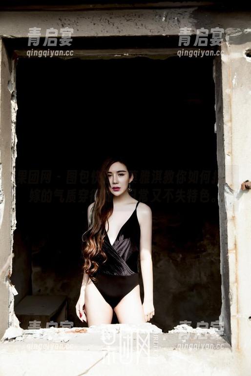 果团网 - 图包快递：莫雅淇教你如何把花嫁的气质穿得如此日常又不失特色。