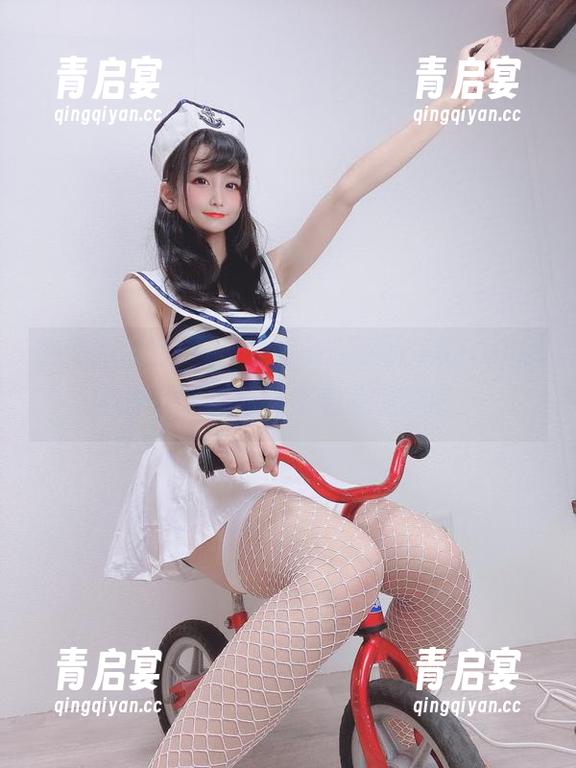 柳丸的写真图包，Fantia成就2020年的小小春梦，偷瞄不会被发现吧？
