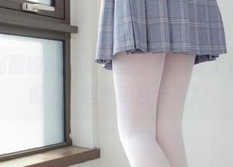 森萝财团的80D薄白丝套图，穿上它走在街上，回头率百分百？