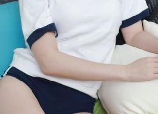 模范学院 – 星萌作品，一状元女孩，反正没我也能养活自己！