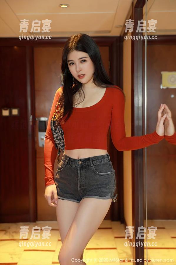 模范学院-李可可 模范学院 - 李可可的兔女郎合集:你能忍住不看吗?