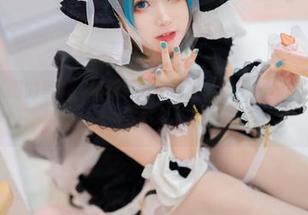 一件可畏礼服的写真，樱落Selena上线！来一场奇与幻的更新吧？