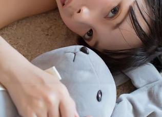 波萝社 – 柳侑绮的美图，女友属性全开，小心心动哦