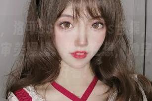 说真话，洛可ss的女友cos合集，完全颠覆我的审美理想。我还在想，她穿什么都好看！