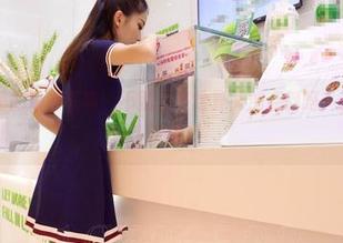 爱丝 – 小茹的短裤写真，不就是在给夏天加点料吗？有点儿小心机哦。