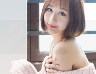 爱蜜社 – 来了来了，女仆妤薇Vivian的原图包，快来一探究竟