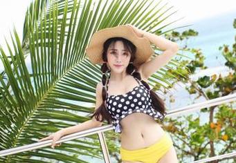 爱蜜社 – 图包中藏的神秘：杨紫嫣Cynthia与蕾丝的微妙对话