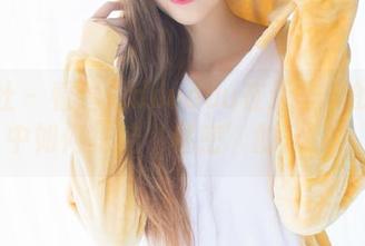 爱蜜社 – 看逗逗doudou在无圣光的写真中如何把控‘秘密’的尺度！