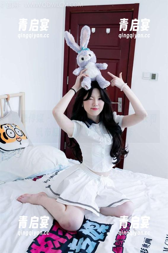 物恋传媒-elise 物恋传媒 - 果然是elise,马尾、球衣和帆布鞋的写真玩儿出新花样