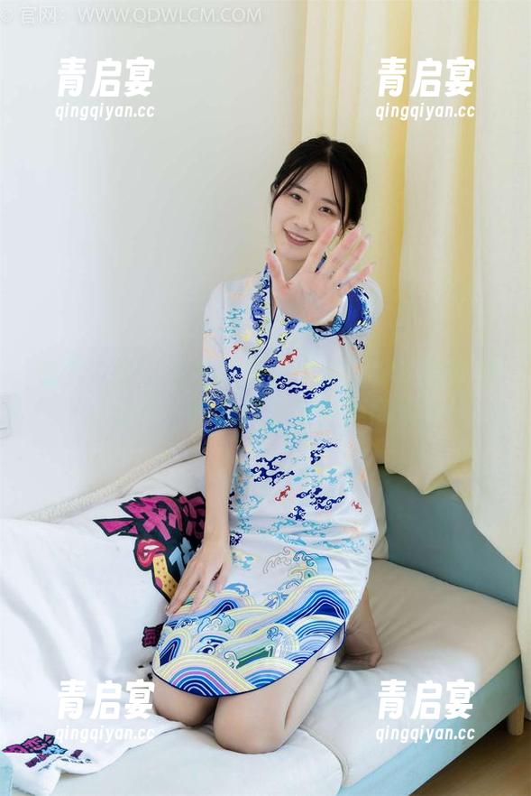 物恋传媒 - 私拍图集：小晴天穿泳衣的日子，值得一探，但请安全距离观看！