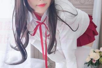 零距离接触白烨烨和姐姐的合集，下载速度比心还快，真的是一阵羡慕。