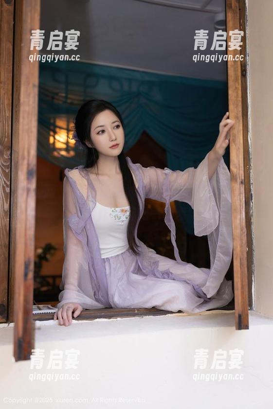 秀人网-你的兔妹妹 秀人网 - 你的兔妹妹的泳池展开,她的高清作品宛如一幅梦