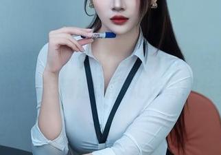秀人网 – 图片不够好看来补的？安然Maleah的毛衣精选美图让你瞬间长草！
