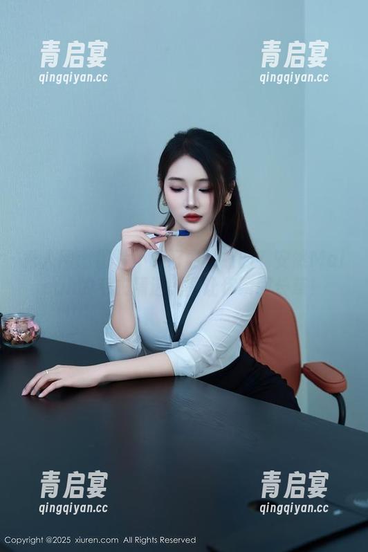 秀人网-安然Maleah 秀人网 - 图片不够好看来补的?安然Maleah的毛衣精选美图让你瞬间长草!