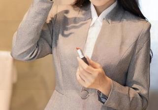 秀人网 – 林文文：JK之路啊，你说我该在哪里才算完美？快来看原图，顺便给我个指标！