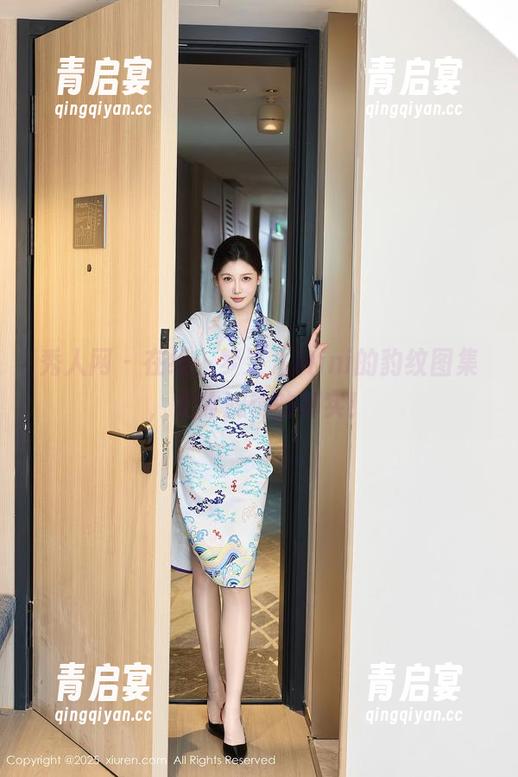 秀人网 - 在线，梦灵儿Mini的豹纹图集，无需滤镜的真实！