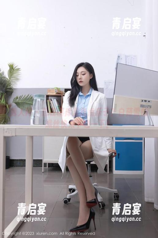 秀人网 - 想在图库里找点乐子？白茹雪的黑丝快来下载一下！