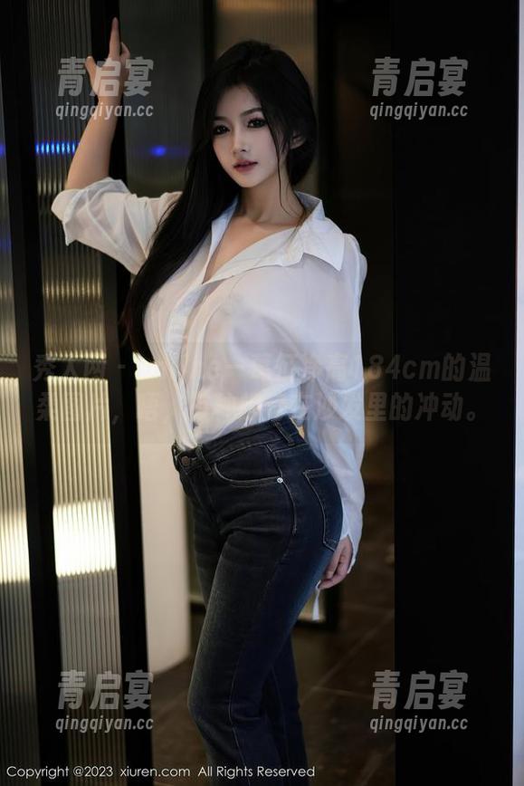 秀人网-葛征净高184cm 秀人网 - online—葛征净高184cm的温柔图片,唔,有种想窝在沙发里的冲动。