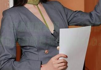 秀人网 – 这组和服美图，言沫动静皆宜，图包里装的是我们的小心心。