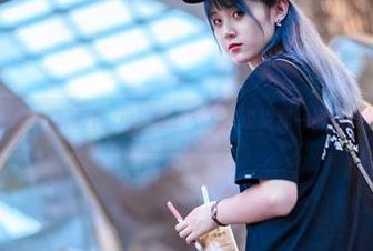 最新制服闲聊图片：和秋楚楚不秃头说说那一层布料的故事