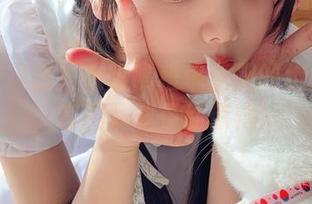 清纯与风骚？来瞧瞧稚乖画册的绝妙搭配，套图下载保你惊艳！